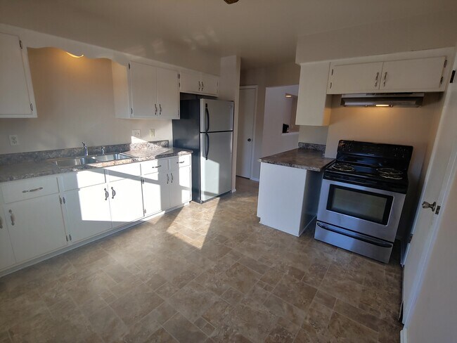 Foto del edificio - N70W5780 Bridge Rd