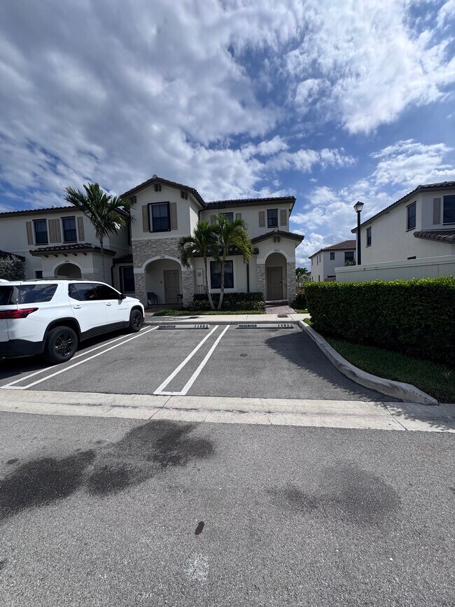 2 parking space - 11852 SW 245th Ter