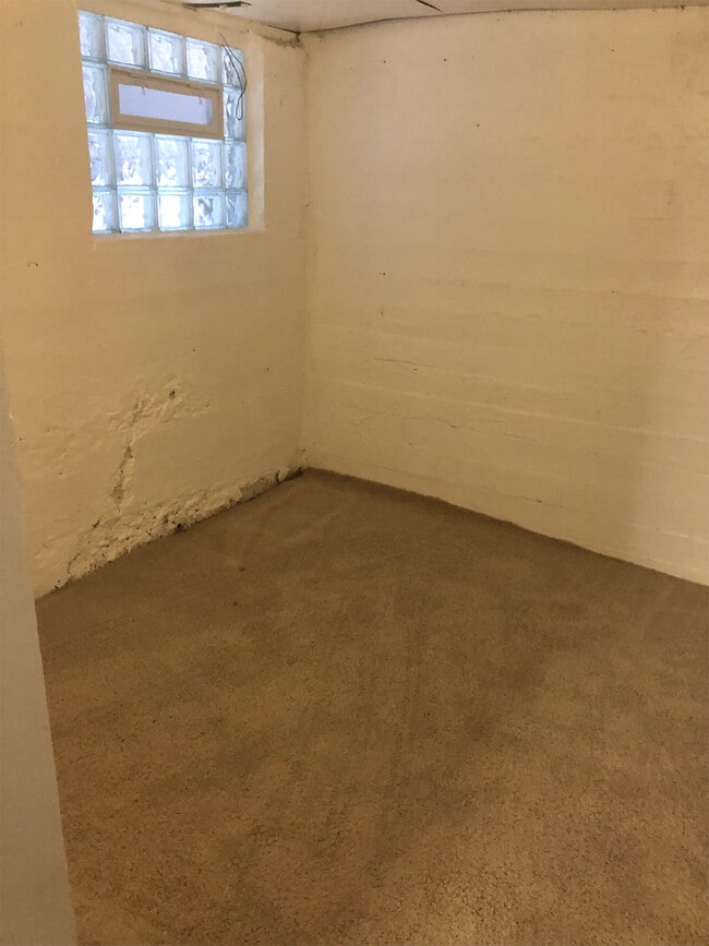 Photo - 2346 Ravine St House