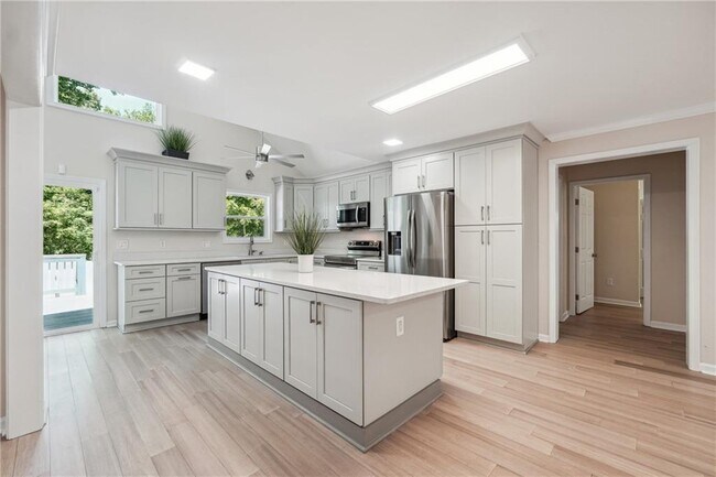 Foto del edificio - 3563 Knight Rd