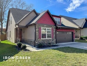 Building Photo - 24 Onteora Oaks Dr