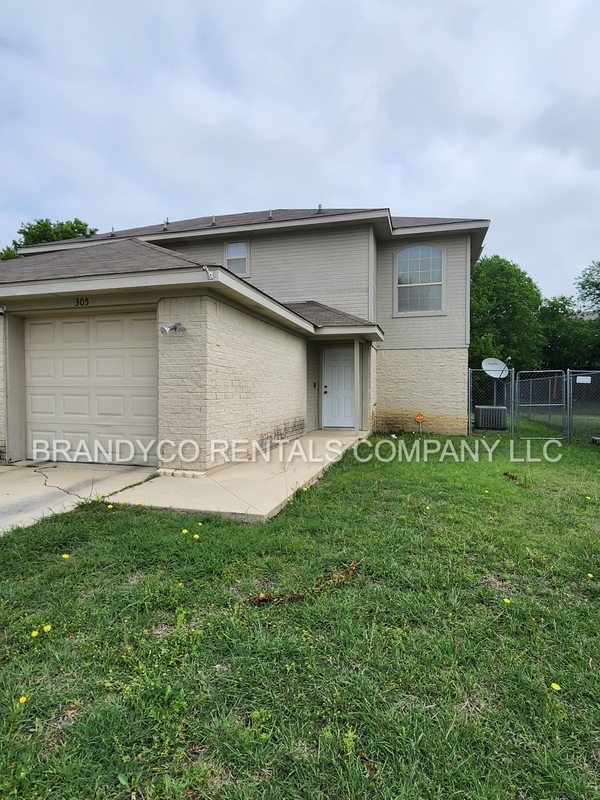 Foto principal - 305 Deloris Dr