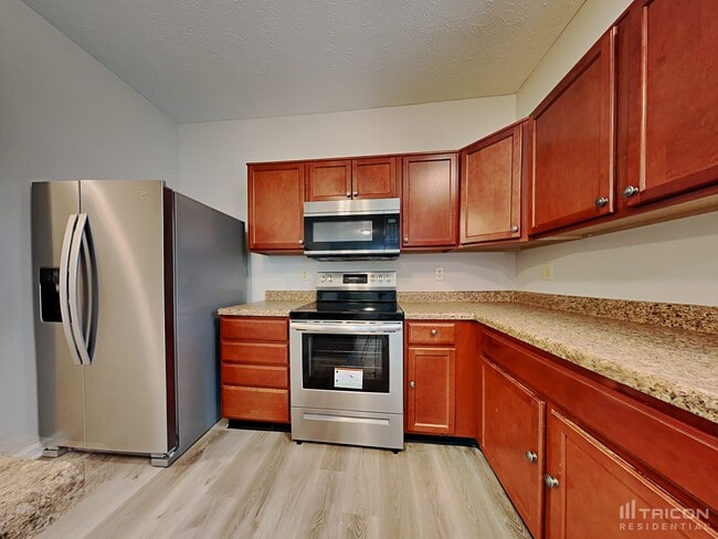 Building Photo - 2421 Ross Common Ct