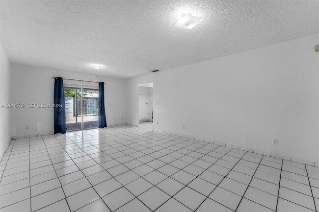 Foto del edificio - 768 SW 9th St