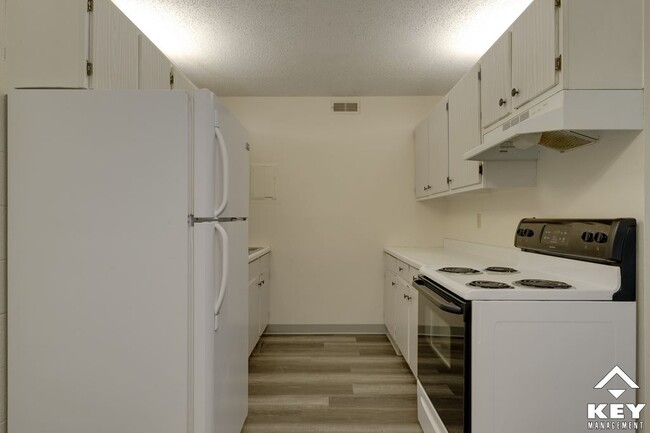 2 bedroom kitchen - Garden Grove Apartments