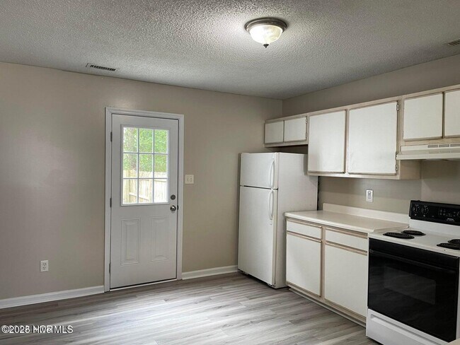 Foto del edificio - 117 Mesa Ln