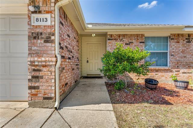 Foto del edificio - 8113 Ruse Springs Ln