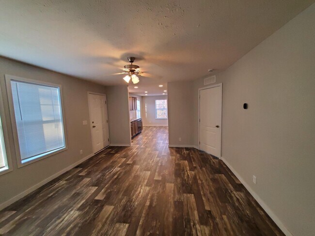 Building Photo - 25 Bluebird Hill Dr