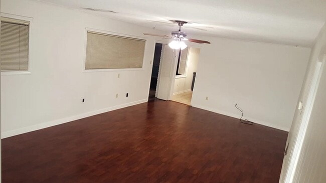 Building Photo - 6248 Brightwood Dr