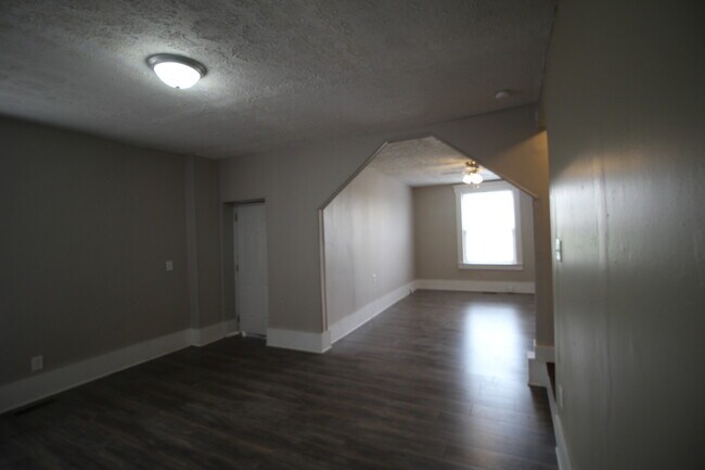 Foto del edificio - Beautiful renovated 3 bedroom single-famil...