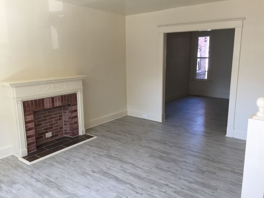 Primary Photo - 3 Bedroom Home for Rent !!