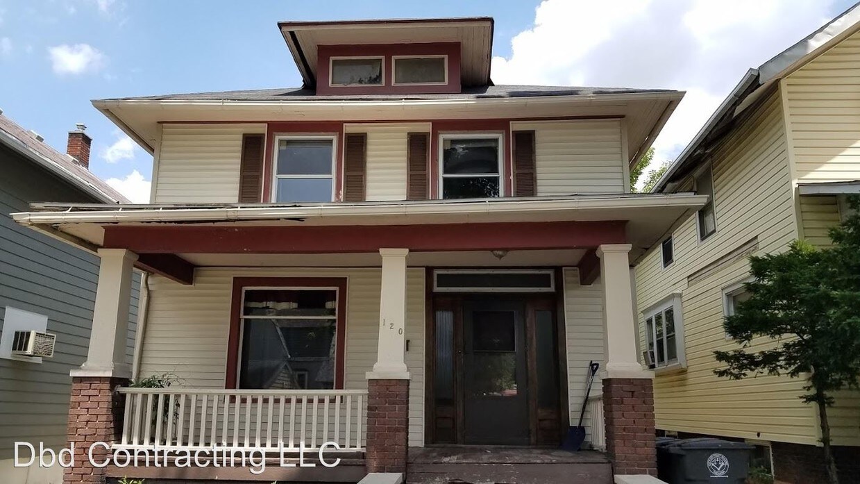 Primary Photo - 3 br, 1 bath House - 120 W Wildwood