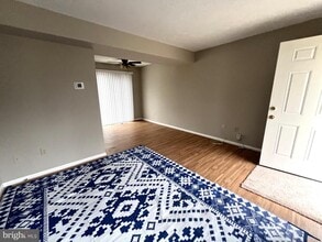 Building Photo - 1359 Jordan Dr