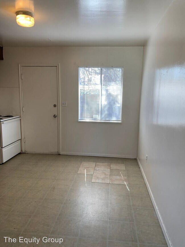 Building Photo - 700 S Encina St