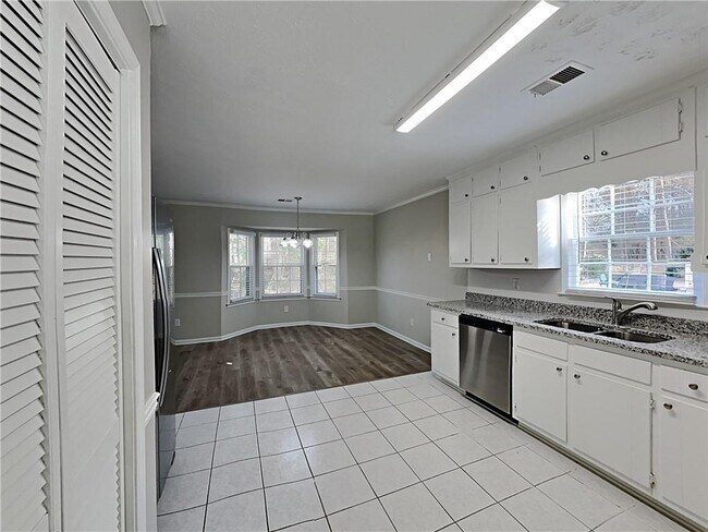 Building Photo - 1512 Sugar Plum Dr SW