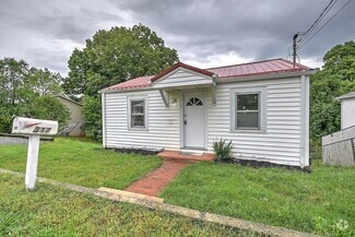 Building Photo - 317 Mill St