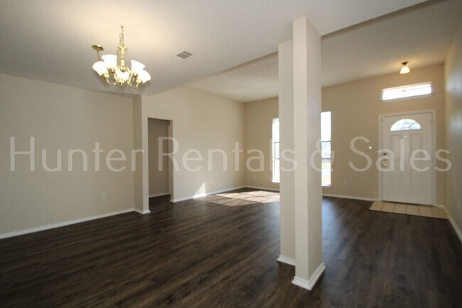 Building Photo - Spacious 4-Bedroom Home in Killeen