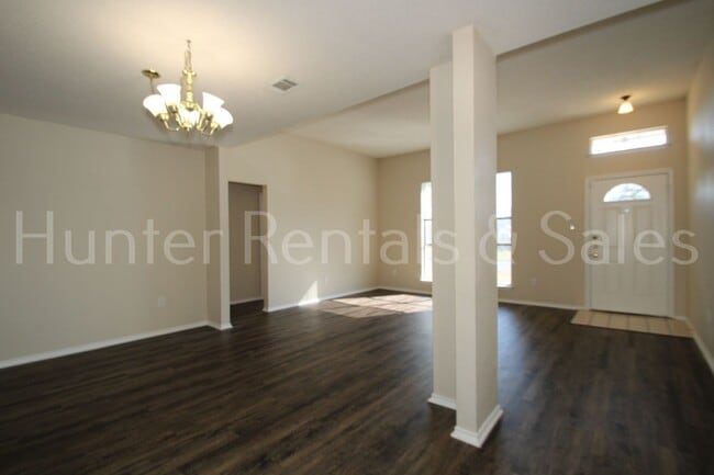 Foto del edificio - Spacious 4-Bedroom Home in Killeen