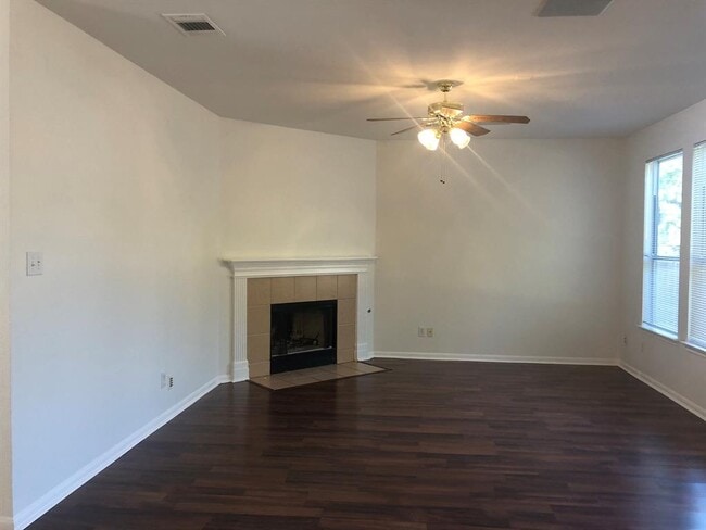 Building Photo - 12824 Serafy Ct