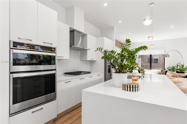 Foto del edificio - 4301 NW 81st Ct