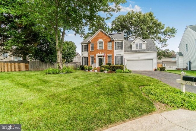 Building Photo - 1701 Daly Ct
