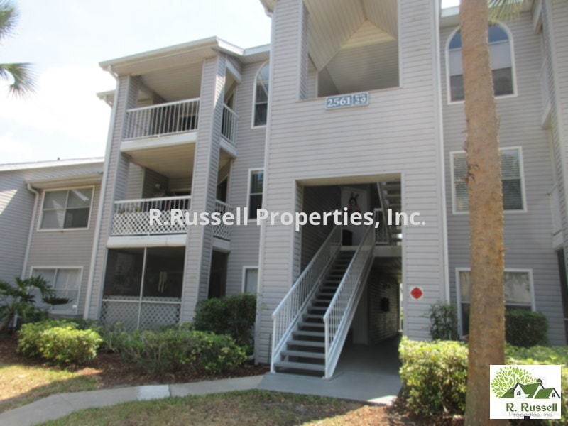 Regency Park one bedroom top floor condo ... - Regency Park  one bedroom top floor condo ...