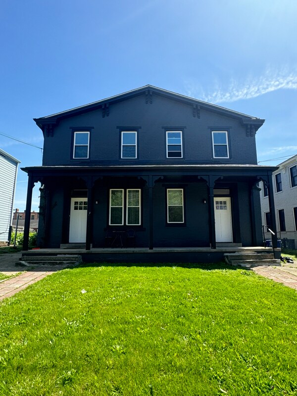Foto principal - 1415 Columbus Ave