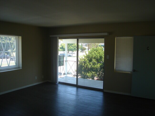 Foto del edificio - 3694 Redondo Beach Blvd