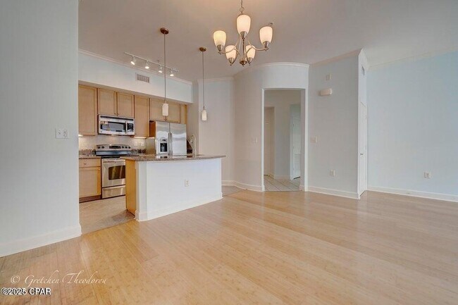 Foto del edificio - 8700 Front Beach Rd