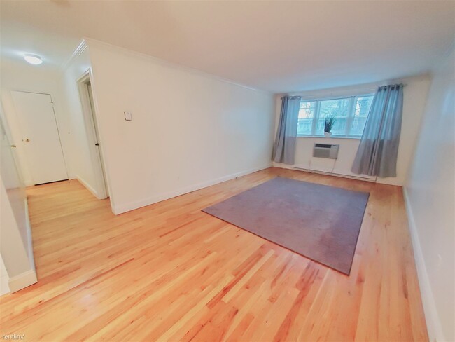 Foto del edificio - 1 br, 1 bath Condo - 637 Cove Rd Unit 5