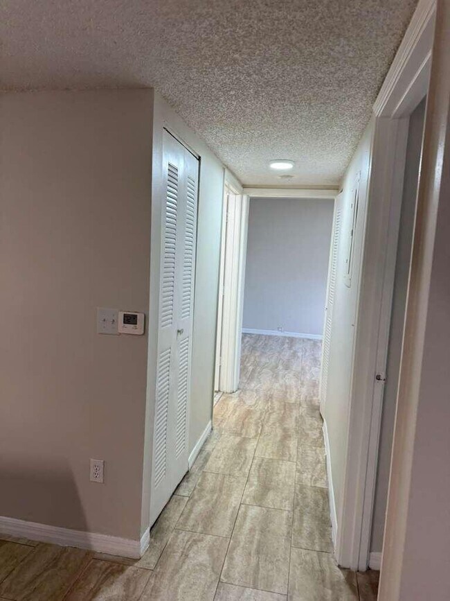 Foto del edificio - 3610 N 56th Ave