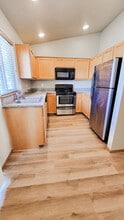 Building Photo - 205 S Dewey Ave