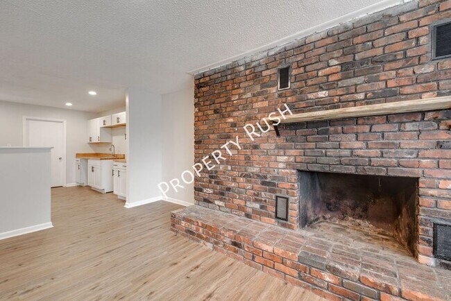 Foto del edificio - 4057 Arbor Pl Ln