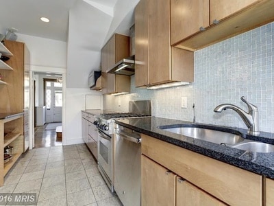 Building Photo - 2821 27th St NW