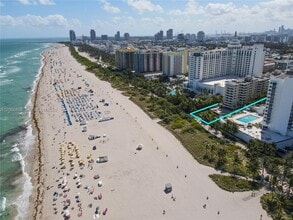 Building Photo - 1621 Collins Ave