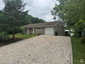 Building Photo - 3175 Kenneys Rd