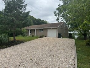 Building Photo - 3175 Kenneys Rd