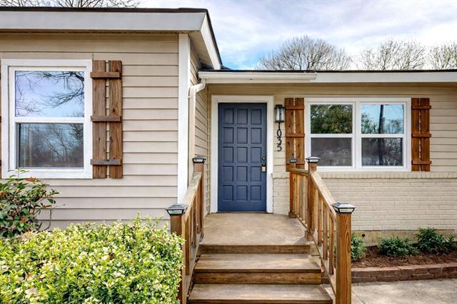 Foto del edificio - 1035 Blaylock Cir S