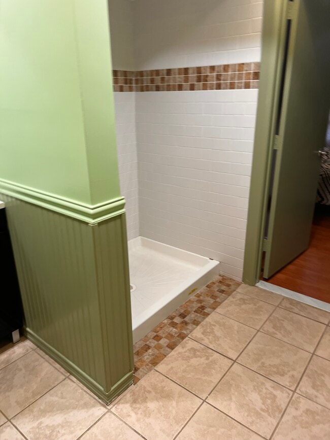 Building Photo - 71 Warren St