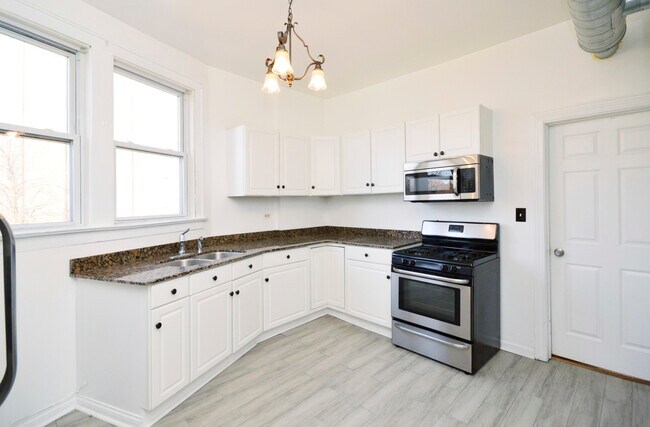 Foto del edificio - 1154 W 17th St