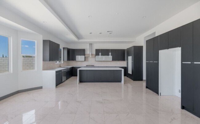 Foto del edificio - 41446 Manzanita Dr