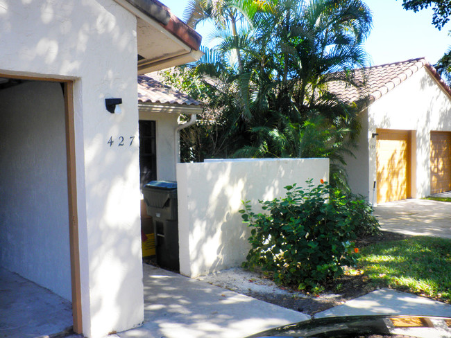 Building Photo - 427  Cottonwood Place  Boca Raton Fl 33431