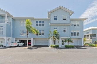 Building Photo - 3923 Cape Haze Dr