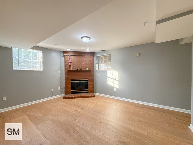 Foto del edificio - 12706 Conwood Ct