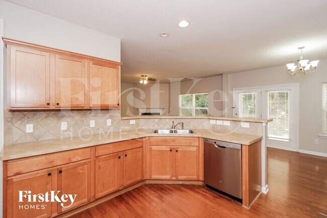 Foto del edificio - 219 Brookhaven Ct