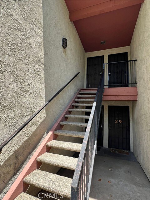 Building Photo - 1056 S Idaho St
