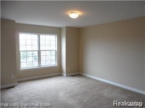 Building Photo - 66 Grandview Cir