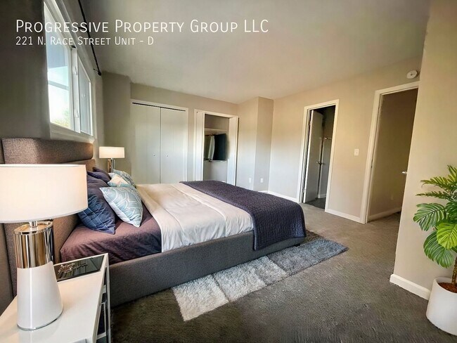 Foto del edificio - 3 Bed 2 Bath Townhouse