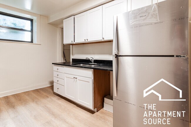 Foto del edificio - 4112 N Broadway