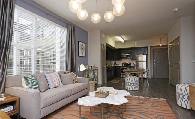 Building Photo - 2 bedroom in Dallas TX 75208